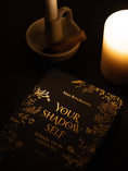 Bild in Galerie laden, Journal von Nina Brockmann your shadow self bei Kerzenschein
